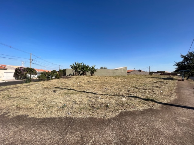 #127 - Terreno para Venda em Araraquara - SP