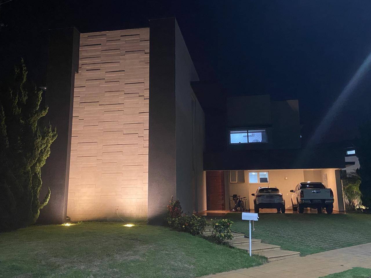 #198 - Casa em condomínio para Venda em Araraquara - SP