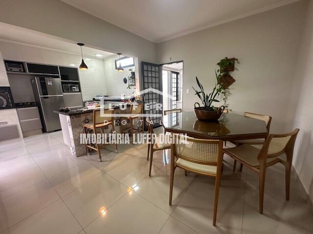 #10 - Casa para Venda em Araraquara - SP