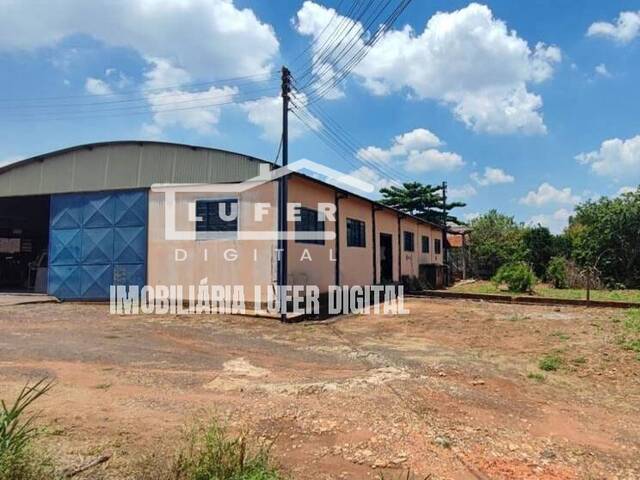 #18 - Sala para Venda em Araraquara - SP