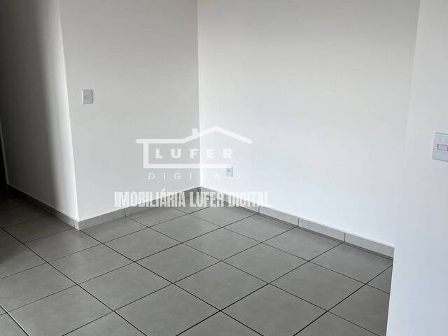 Apartamento para Venda em Araraquara - 5