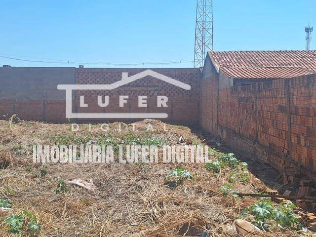#76 - Terreno para Venda em Araraquara - SP