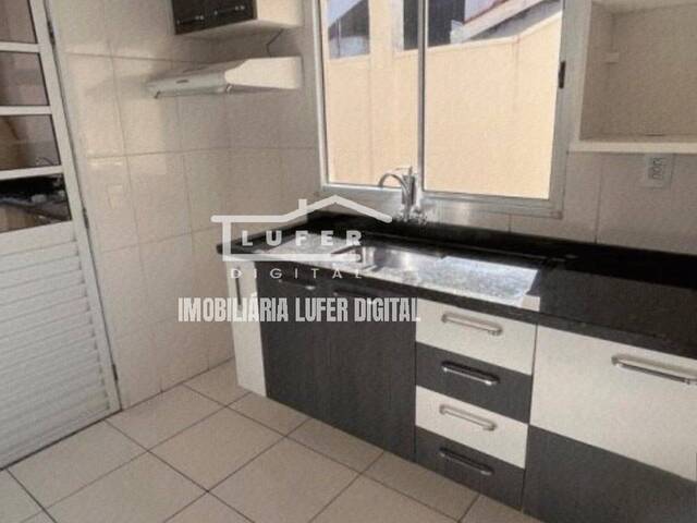 #77 - Casa em condomínio para Venda em Araraquara - SP
