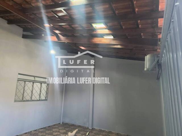 #84 - Casa para Venda em Araraquara - SP