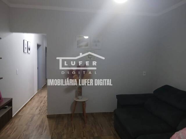 #95 - Casa para Venda em Américo Brasiliense - SP