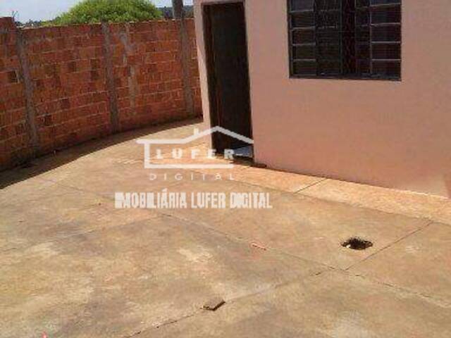 #96 - Casa para Venda em Araraquara - SP