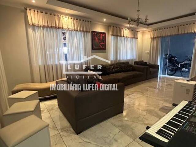 #98 - Casa para Venda em Araraquara - SP