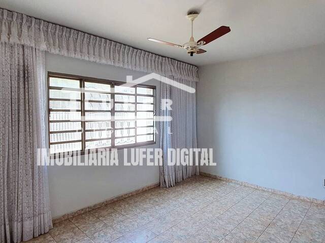 #107 - Casa para Venda em Araraquara - SP