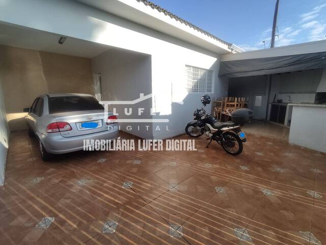 #109 - Casa para Venda em Araraquara - SP