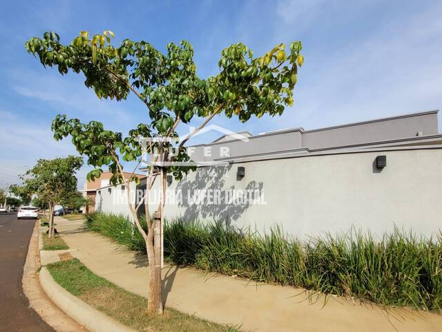 #113 - Casa em condomínio para Venda em Araraquara - SP