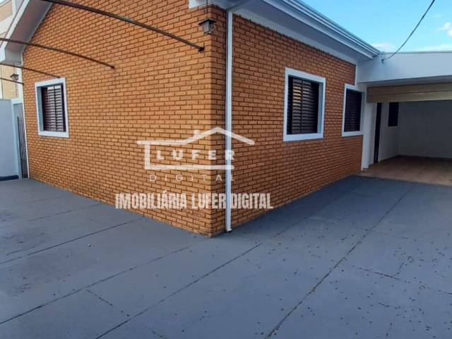 #130 - Casa para Venda em Araraquara - SP