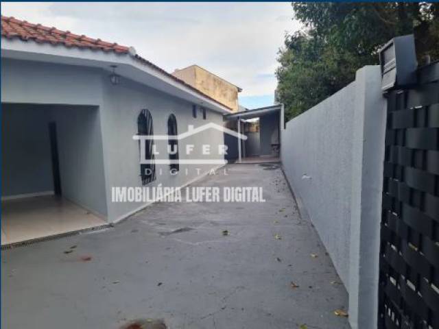 #140 - Casa para Venda em Araraquara - SP