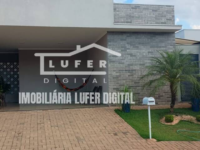 #161 - Casa em condomínio para Venda em Araraquara - SP