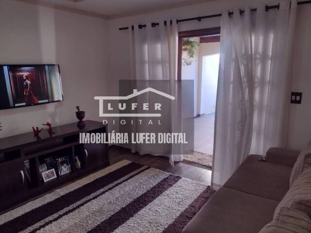 Casa para Venda em Américo Brasiliense - 5