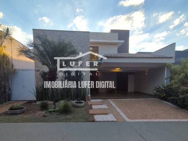 #167 - Casa em condomínio para Venda em Araraquara - SP