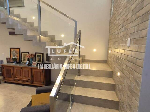 #167 - Casa em condomínio para Venda em Araraquara - SP