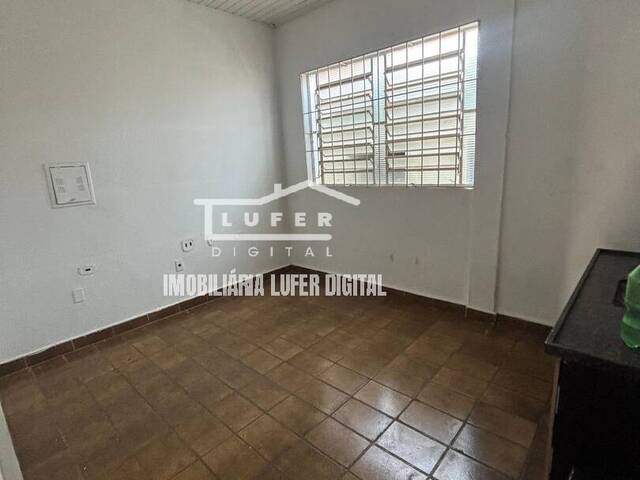 Salão Comercial para Locação em Araraquara - 4