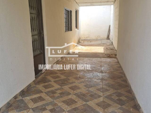 #172 - Casa para Venda em Araraquara - SP