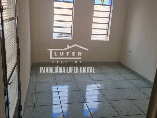 #172 - Casa para Venda em Araraquara - SP