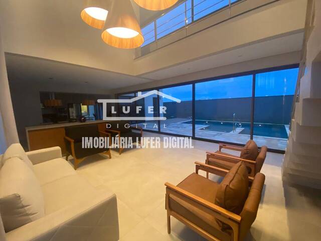 #173 - Casa em condomínio para Venda em Araraquara - SP