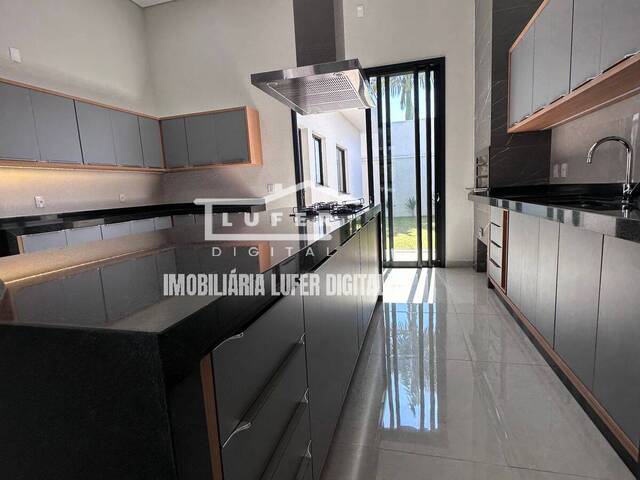 Casa em condomínio para Venda em Araraquara - 3
