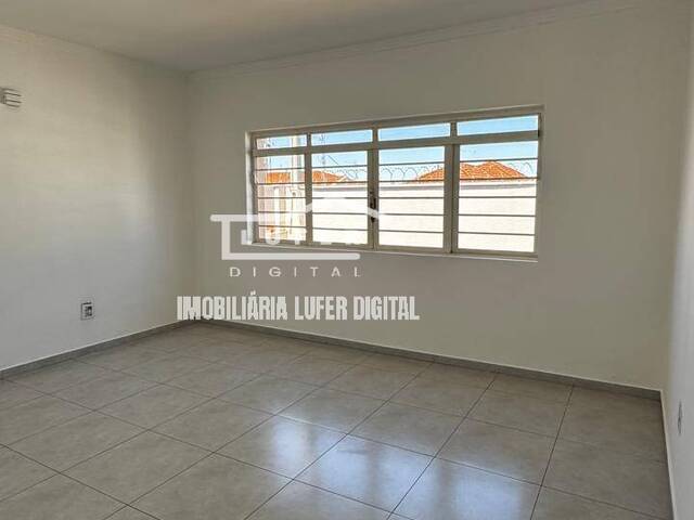 Casa para Venda em Araraquara - 3