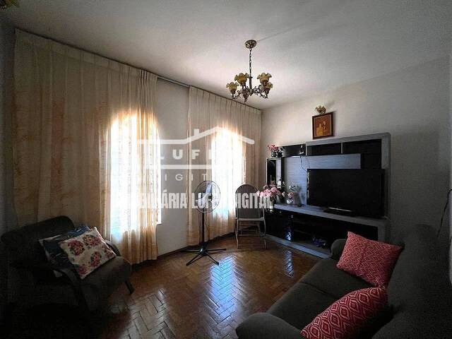 #207 - Casa para Venda em Araraquara - SP