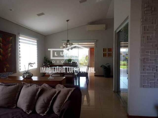 #239 - Casa em condomínio para Venda em Araraquara - SP