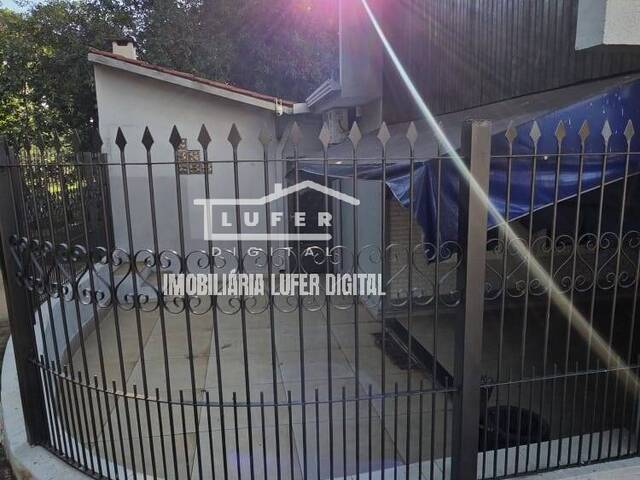 #246 - Casa para Venda em Araraquara - SP